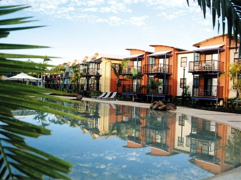 Australis Noosa Lakes - New South Wales Tourism  1