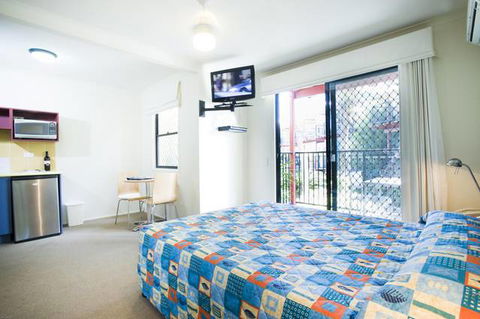 Australis Noosa Lakes - New South Wales Tourism  5