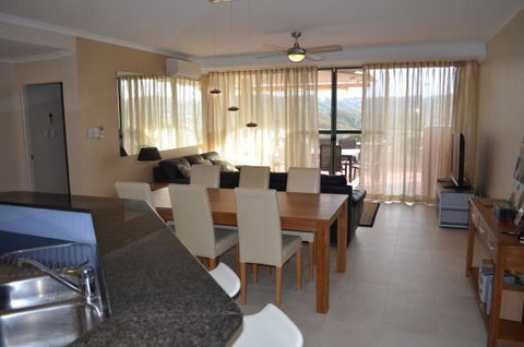 Avoca Palms Resort Apartments - New South Wales Tourism  3