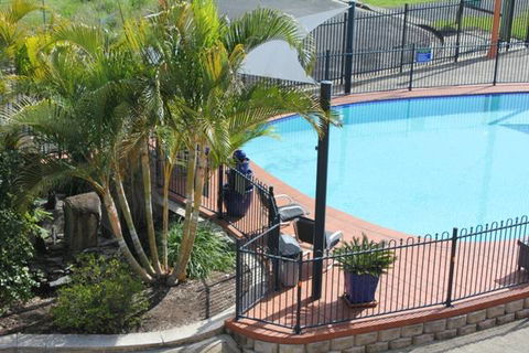 AZA Motel - New South Wales Tourism  7