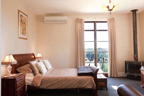 Azidene House & Spa Apartments - New South Wales Tourism  0