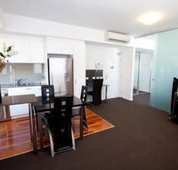 B7 Honeysuckle Apartments - New South Wales Tourism 