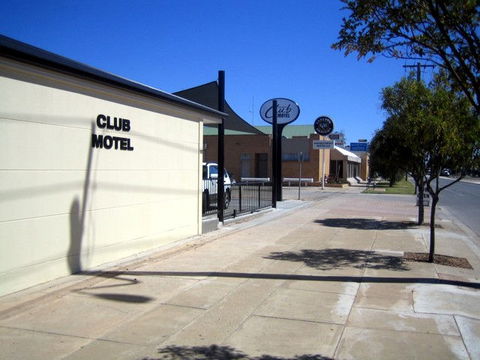 Balranald Club Motel - New South Wales Tourism  0