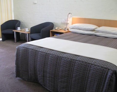 Barclay Motor Inn - New South Wales Tourism  2