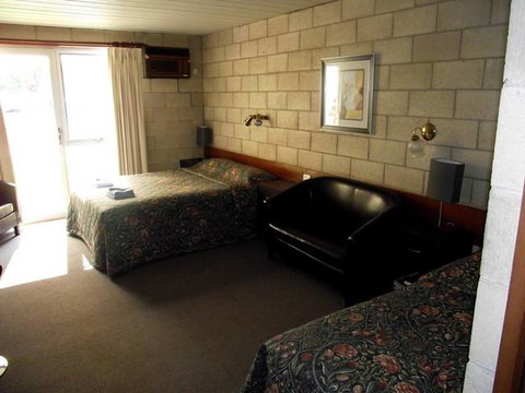 Barham Bridge Motor Inn - New South Wales Tourism  0