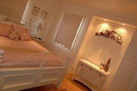 Wombat Lodge - New South Wales Tourism  0