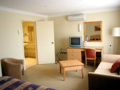 Bathurst Heritage Motor Inn - New South Wales Tourism  1