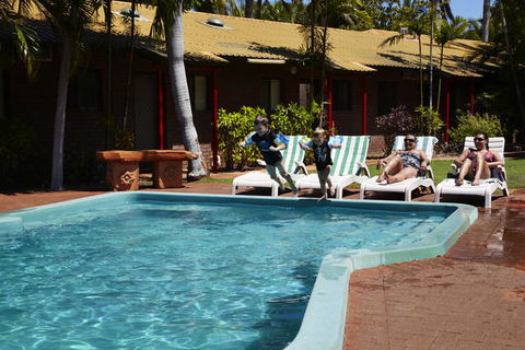 Bayside Holiday Apartments - New South Wales Tourism  4