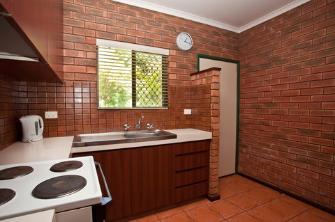 Bayside Holiday Apartments - New South Wales Tourism  6