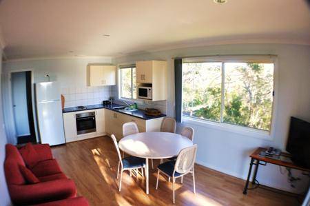 Beach Cabins Merimbula - New South Wales Tourism  6
