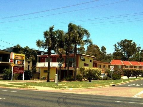 Beach Drive Motel - New South Wales Tourism  0