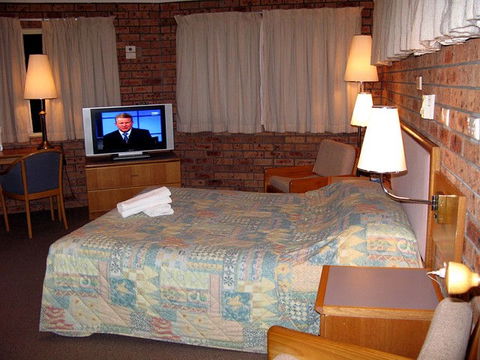 Beach Drive Motel - New South Wales Tourism  2