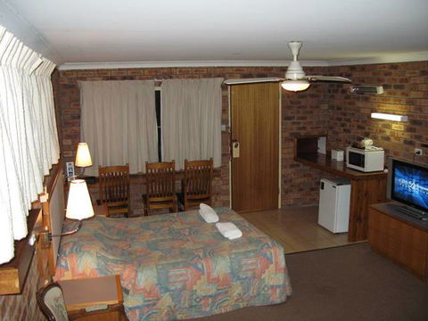 Beach Drive Motel - New South Wales Tourism  6