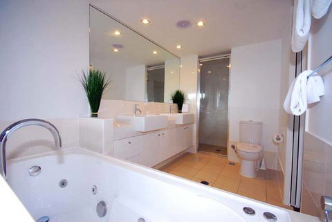 Beaches On Lammermoor Apartments - New South Wales Tourism  2