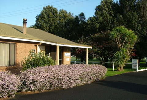 Beachport Caravan Park - New South Wales Tourism  7