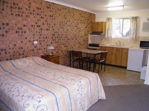 Bega Caravan Park - New South Wales Tourism  6
