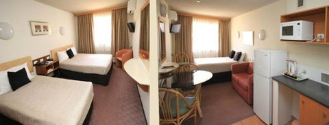 Belconnen Way Motel & Serviced Apartments - New South Wales Tourism  3