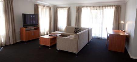 Best Western Charles Sturt Suites & Apartments - New South Wales Tourism  2