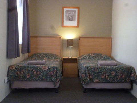 Best Western Balan Village Motel - New South Wales Tourism  1