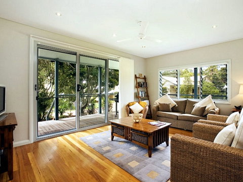 Blueys Retreat - New South Wales Tourism  1