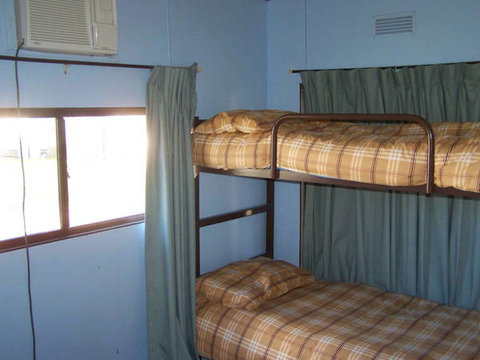 Boort Lakes Caravan Park - New South Wales Tourism  1