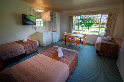 Boulevard Motel - New South Wales Tourism  3