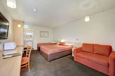 Box Hill Motel - New South Wales Tourism  0