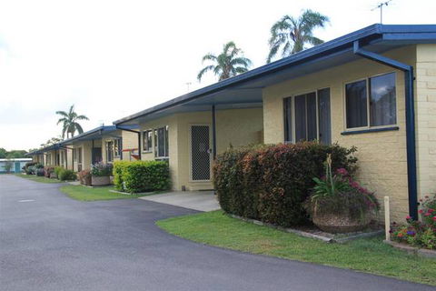 Burdekin Cascades Caravan Park - New South Wales Tourism  1