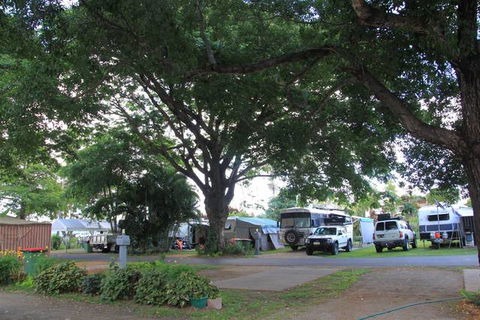 Burdekin Cascades Caravan Park - New South Wales Tourism  3