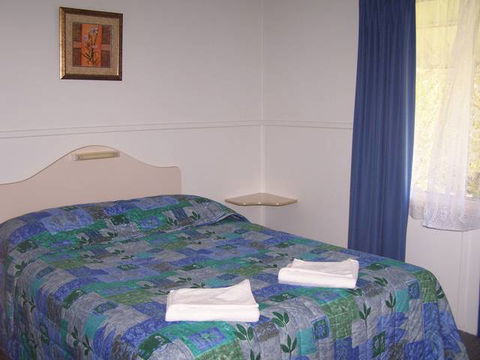 Busselton Jetty Chalets - New South Wales Tourism  0