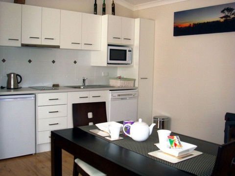 Camelot Boutique Accommodation - New South Wales Tourism  2