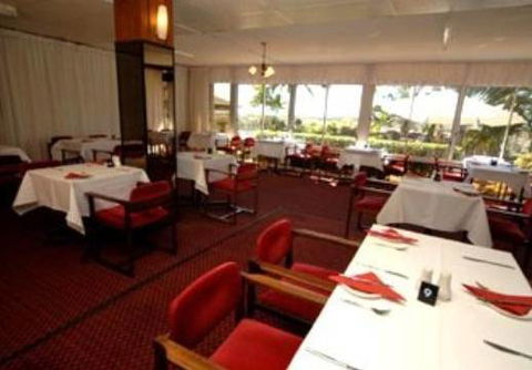 Camelot Motel Gladstone - New South Wales Tourism  0