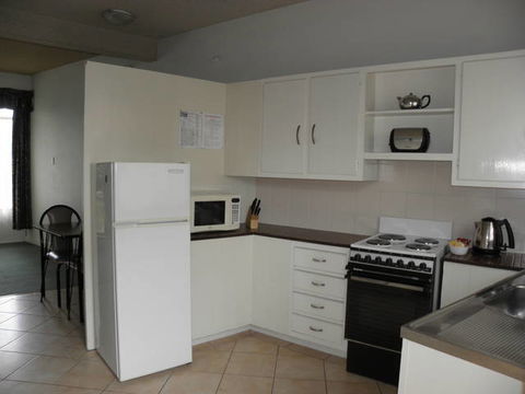 Capri Lodge Apartments - New South Wales Tourism  8