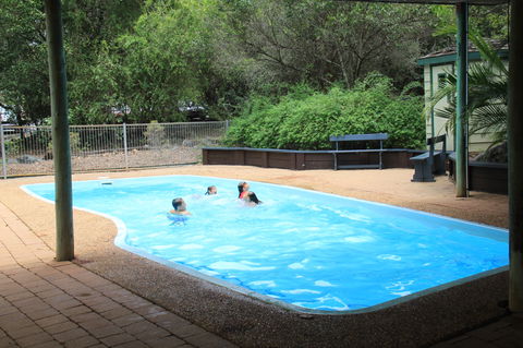 Capricorn Caves - New South Wales Tourism  6