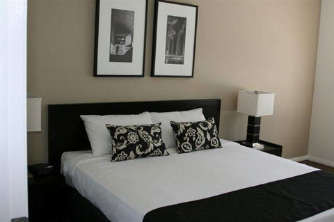 Chancellor Executive Apartments - New South Wales Tourism  4