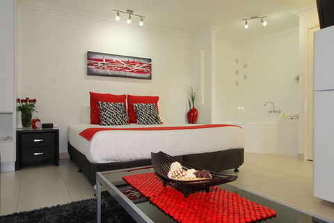 Charm City Motel - New South Wales Tourism  0