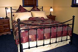 Church House B&B Gundagai - New South Wales Tourism  3