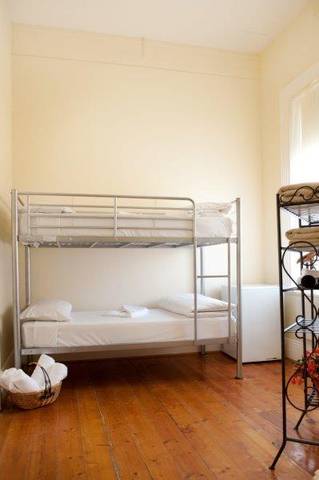 Claremont Guest House - New South Wales Tourism  1