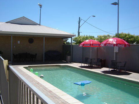 Club Motor Inn - New South Wales Tourism  8