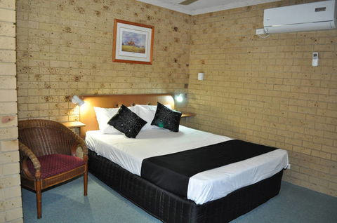 Coast Inn Motel - New South Wales Tourism  0
