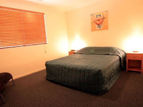 Comfort Inn & Suites Arlia Sands - New South Wales Tourism  1