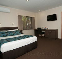 Comfort Inn  Suites Robertson Gardens - New South Wales Tourism 