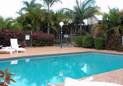 Comfort Inn Bert Hinkler - New South Wales Tourism  1