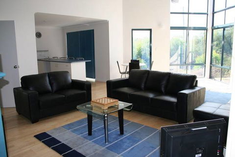 Cosy Corner Beach Cottages - New South Wales Tourism  0