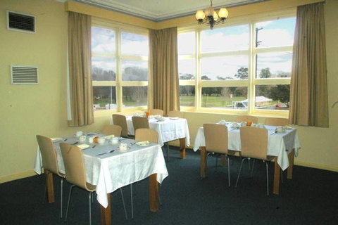 Cowra Motor Inn - New South Wales Tourism  0