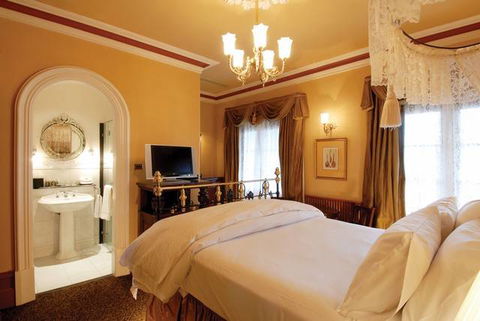 Craig's Royal Hotel Ballarat - New South Wales Tourism  1