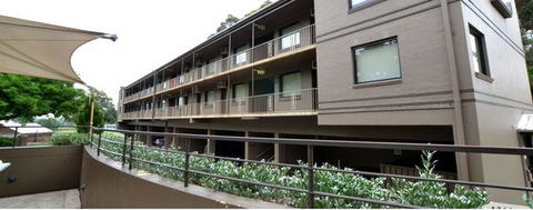 Crown Hotel Motel - New South Wales Tourism  1
