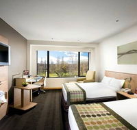 Crowne Plaza Canberra - New South Wales Tourism 
