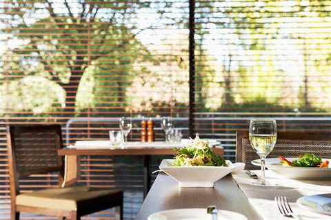 Crowne Plaza Canberra - New South Wales Tourism  6