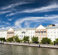 Crowne Plaza Newcastle - New South Wales Tourism 